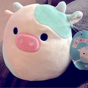 Belana 7 inch cow squishmallow with tag
